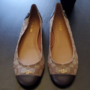 [Coach] NEW Chelsea Khaki Chestnut Slip on Flats